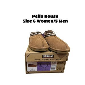 Kirkland Signature Unisex Shearling Slipper Tan Havane Size 6 Women - 5 Men